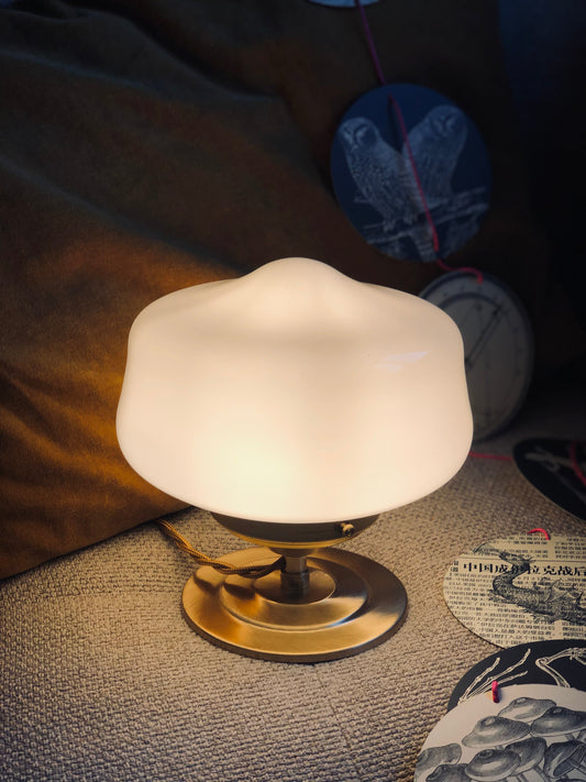 Lampe à poser opaline